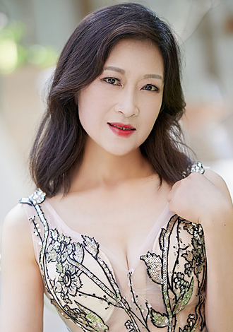 Date the member of your dreams: Asian profile Yunfeng from Shanghai