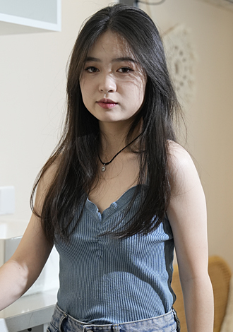 Most gorgeous profiles: Yan from Chongqing, beautiful Asian member for romantic companionship